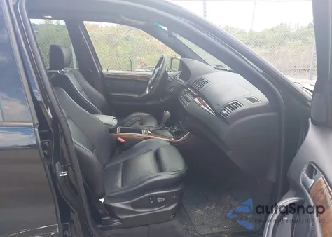 2005 BMW X5 4.4I из США, поврежденный, VIN 5UXFB53515LV14890